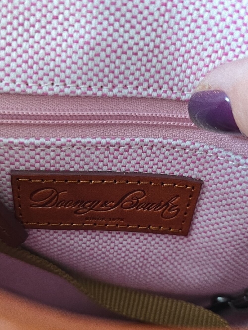Dooney & Bourke Duck Bag In Caramel And Brown All-Weather Leather Crossbody - Picture 8 of 12